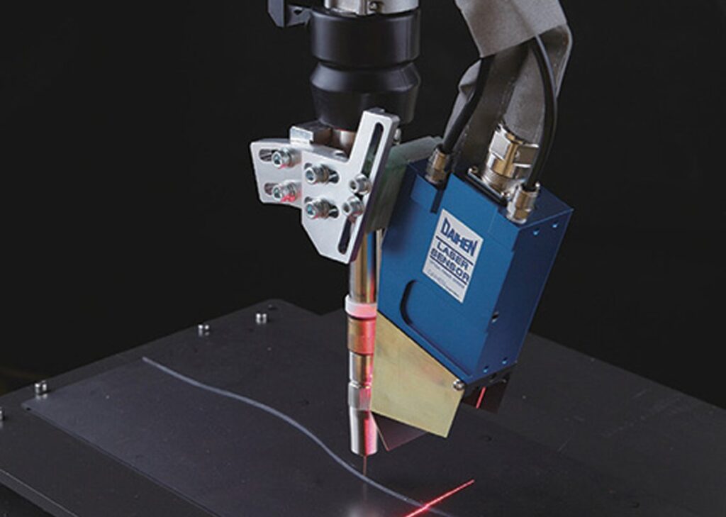 LASER TRACKING SENSOR FD-QT